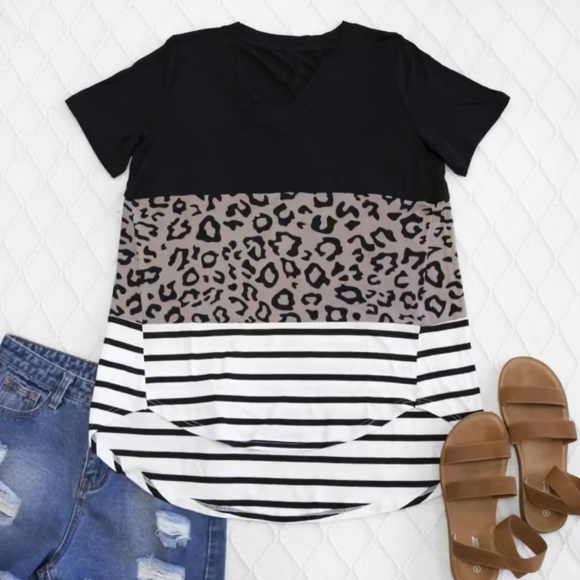 Color block and cheetah print blouse. - Picture 2 of 2